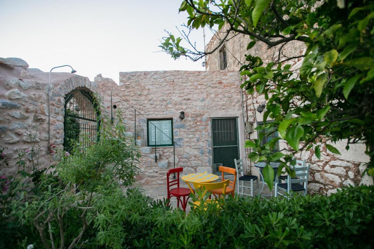 Charouda Country House Pyrgos Dirou Ngoại thất bức ảnh